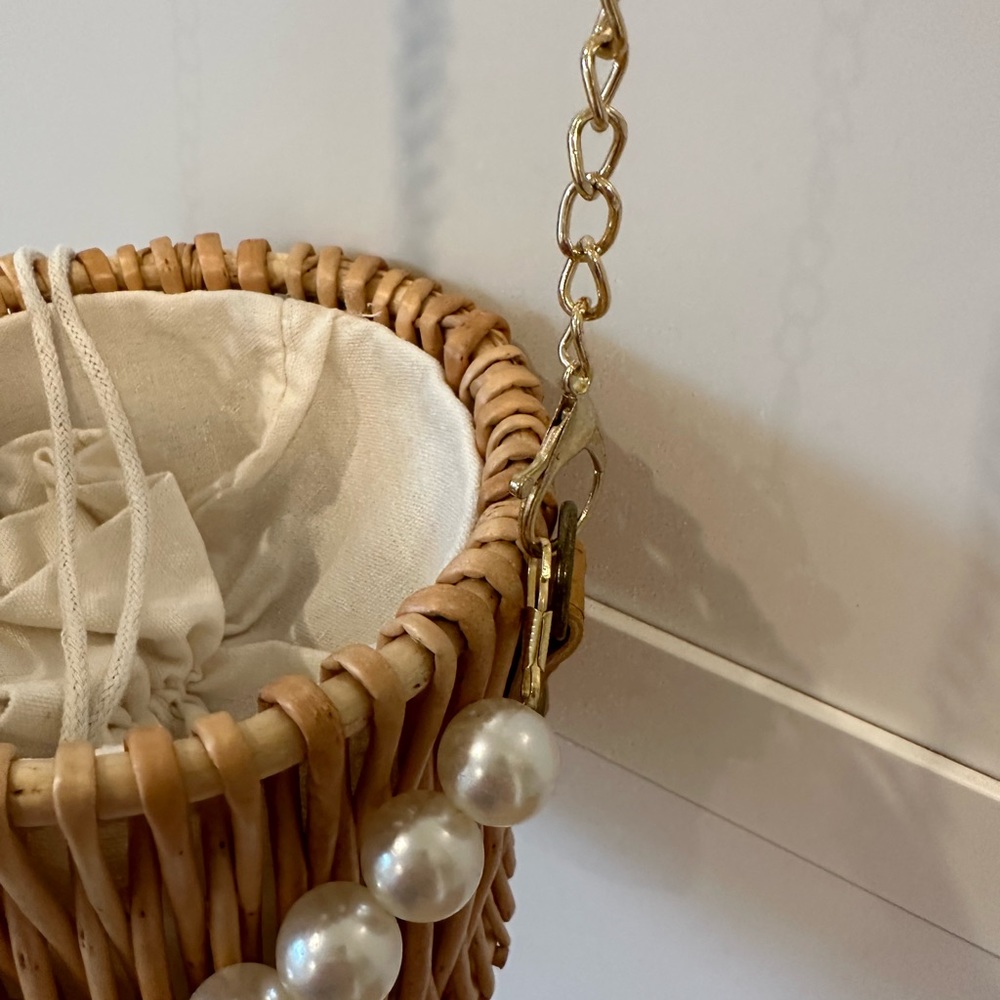 Pearl Handbag - Picture 6 of 6